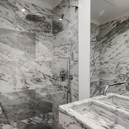 Alfama Premium By Hosty Апартаменти *