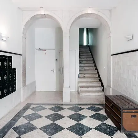 Alfama Premium By Hosty Apartament *
